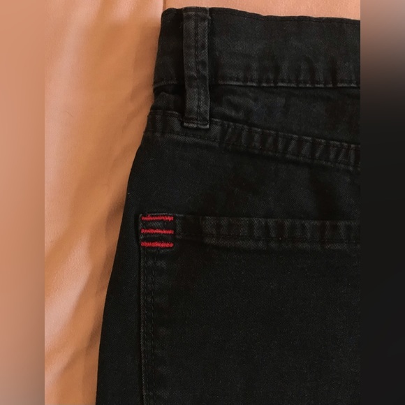 BDG Twig Grazer High Rise Black Jeans with Back Pocket Stitch Detail - 27W - Picture 3 of 9